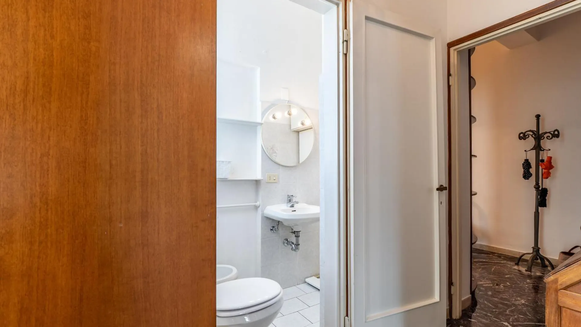 Casa Elena In Firenze 0*,  Italia
