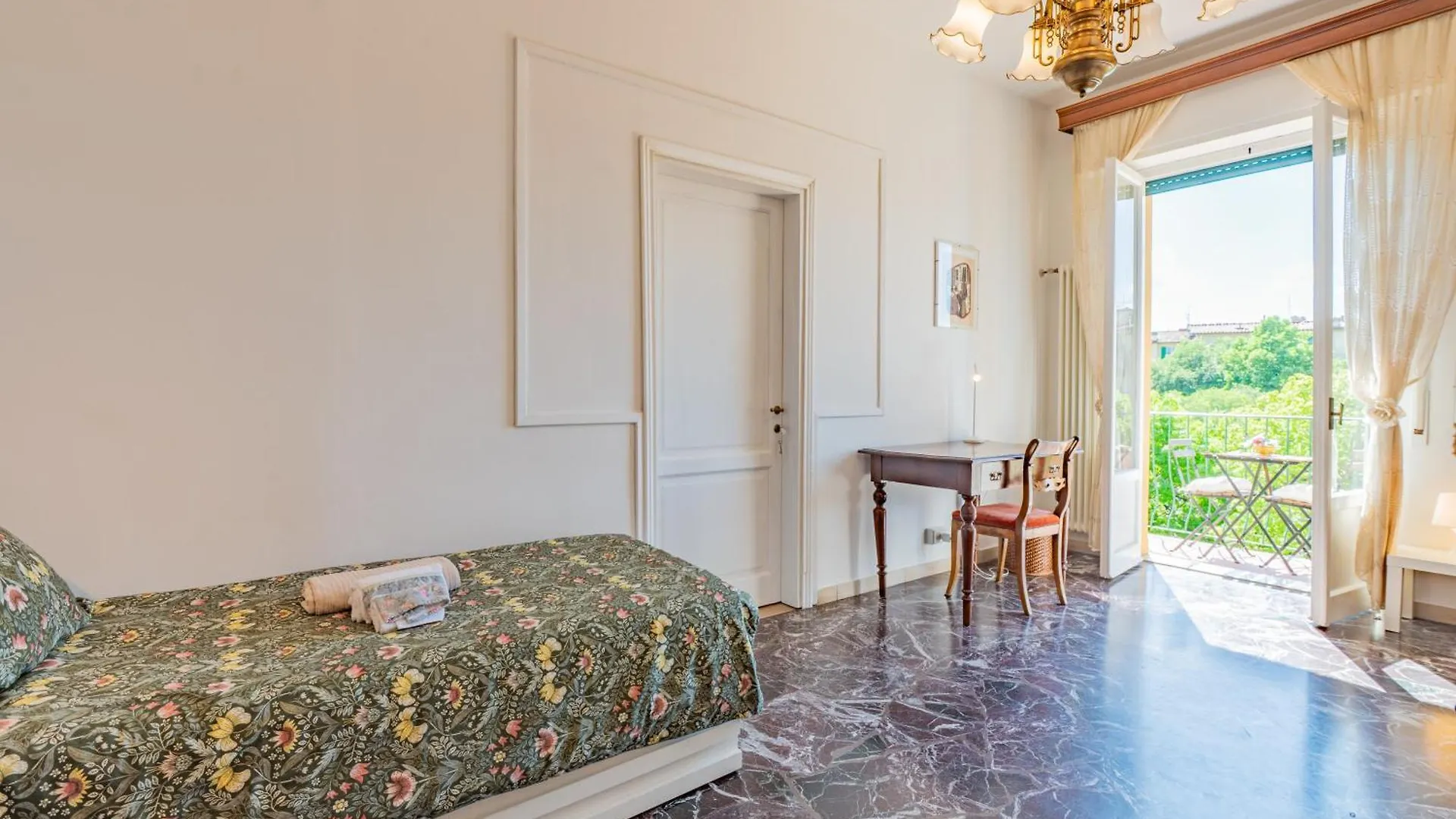 Lägenhet Casa Elena In Florens